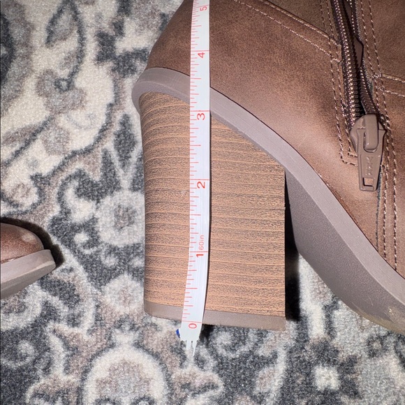 Worn once! Lauren Conrad memory foam heeled zip up point toe cowgirl boots - Picture 9 of 9